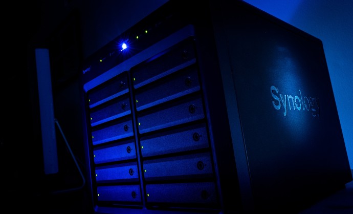 server synology